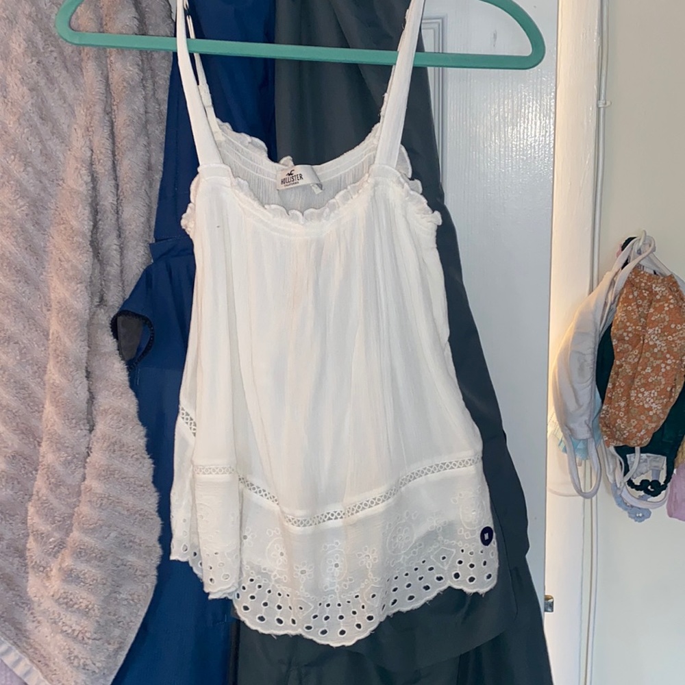 New with tags white hollister tank size medium